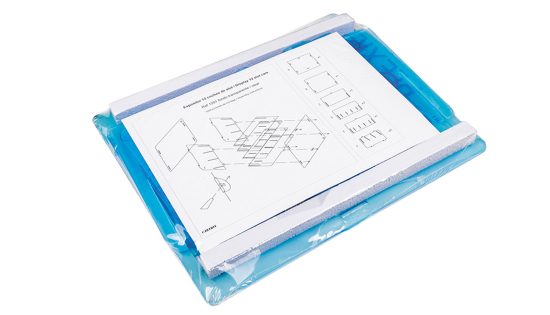 Preview: 1:32 Vitrinen-Bausatz für 12 Slotcars